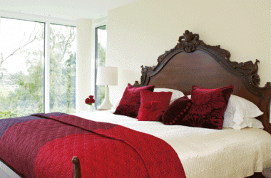 Luxurious Red Bedroom