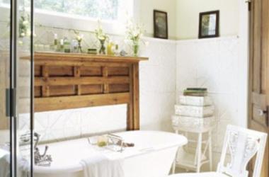 White wood bathroom